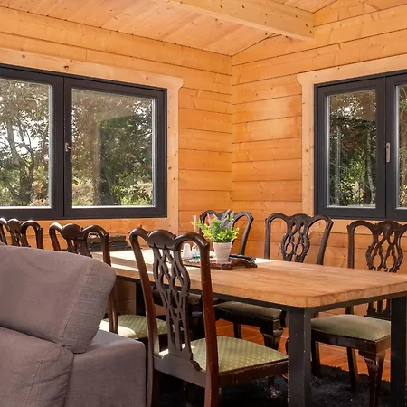 Lodge Rushbrook Log With Sauna *